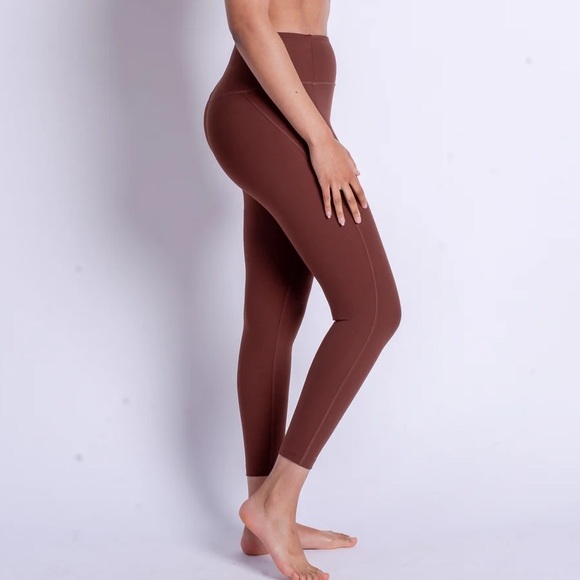 GIRLFRIEND COLLECTIVE High Rise Legging Small Earth Brown Compression Active NWT - Picture 5 of 11